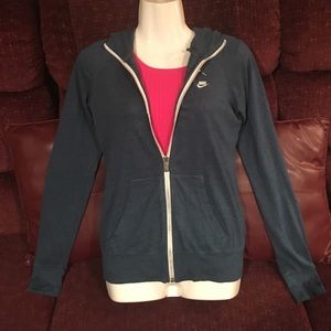 Nike women’s zip-up hoodie. Size Small